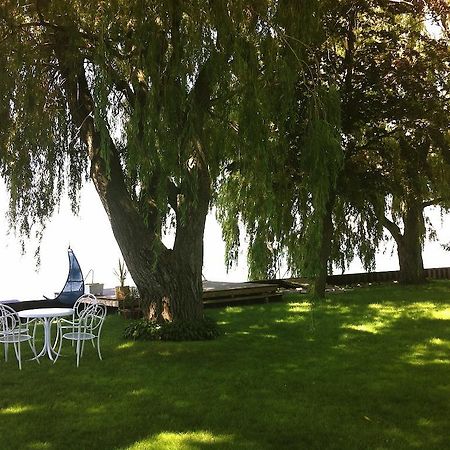 Point Pelee Lakeshore B&B 利明顿 外观 照片