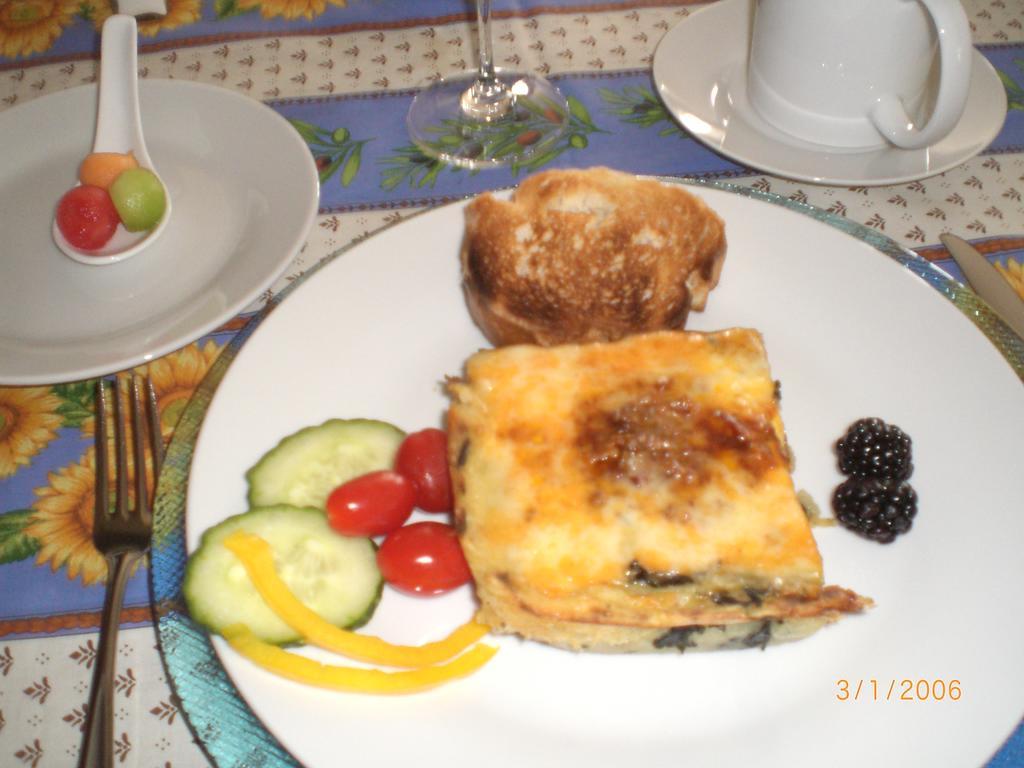 Point Pelee Lakeshore B&B 利明顿 外观 照片